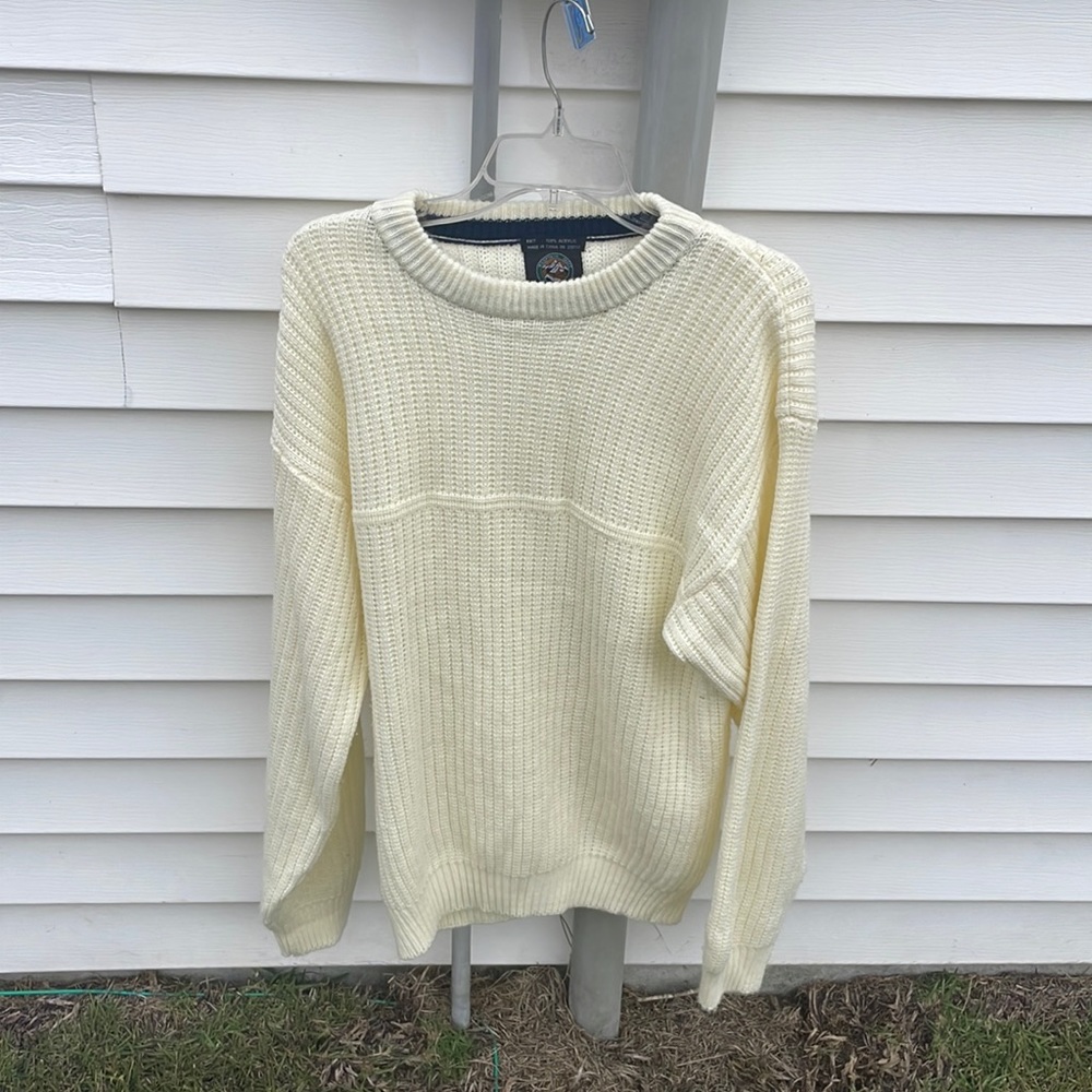 UNISEX LARGE KNIT SWEATER COMFORTABLE BRAND FIRM PRICE GREAT DEAL .5,99$shipping